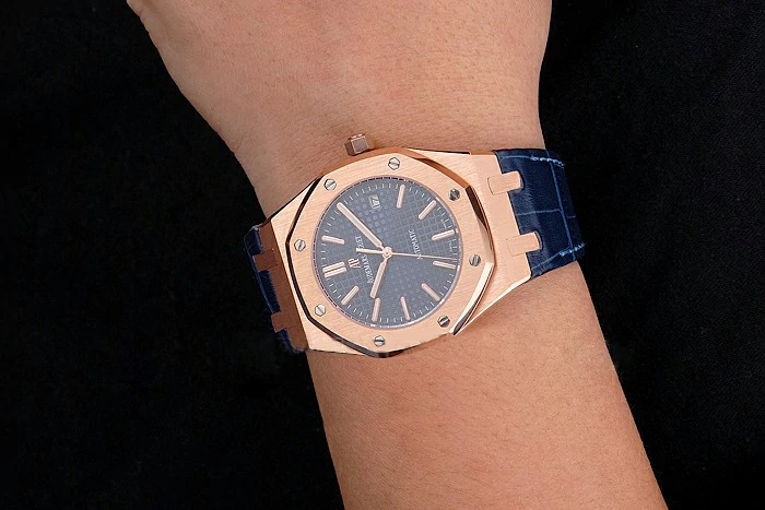 Audemars Piguet Royal Oak Blue Dial Gold Case Blue Leather Strap new121571