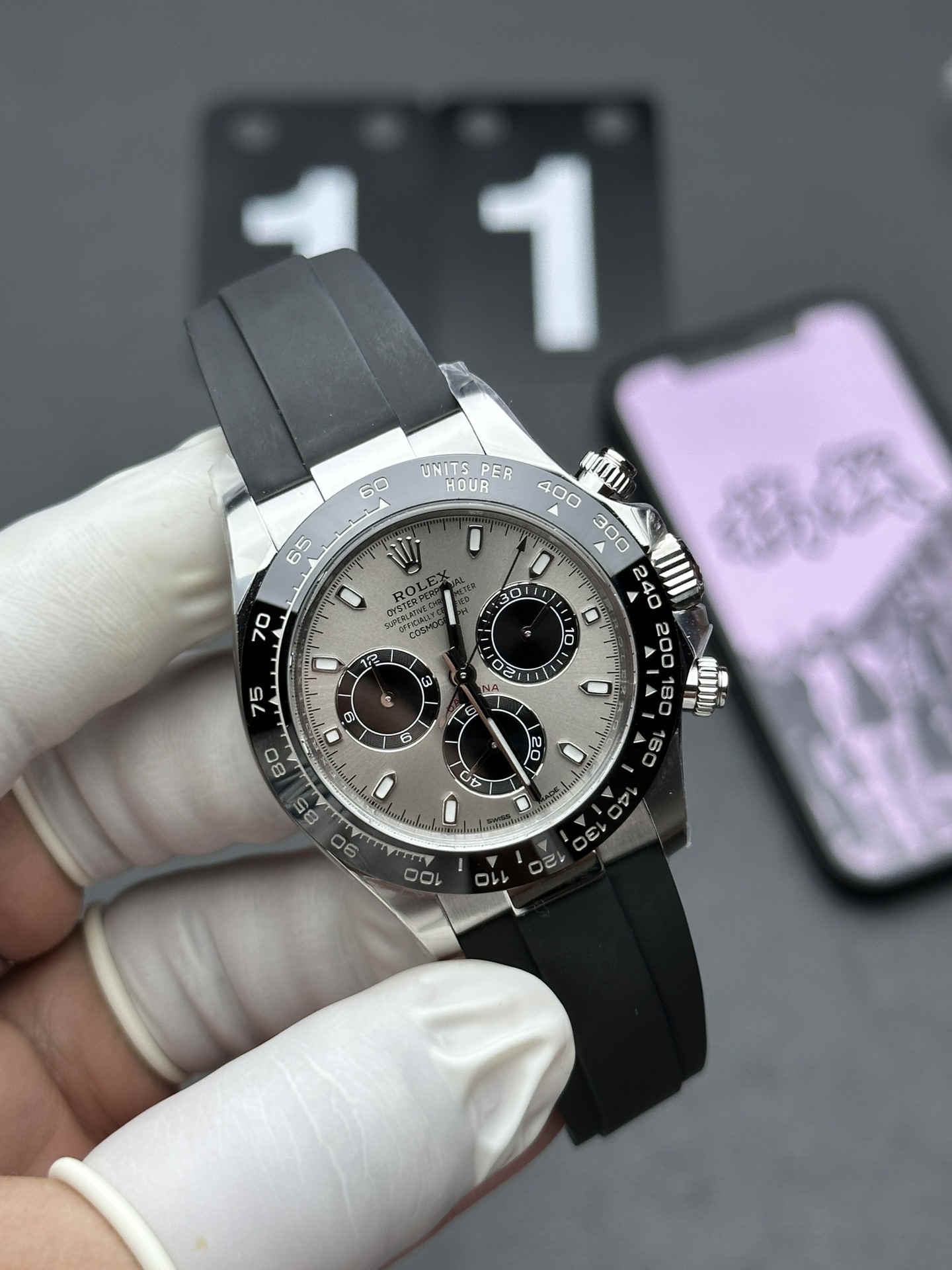 Daytona 116519LN-0027 – Premium Grey Dial White Gold Chronograph Replica