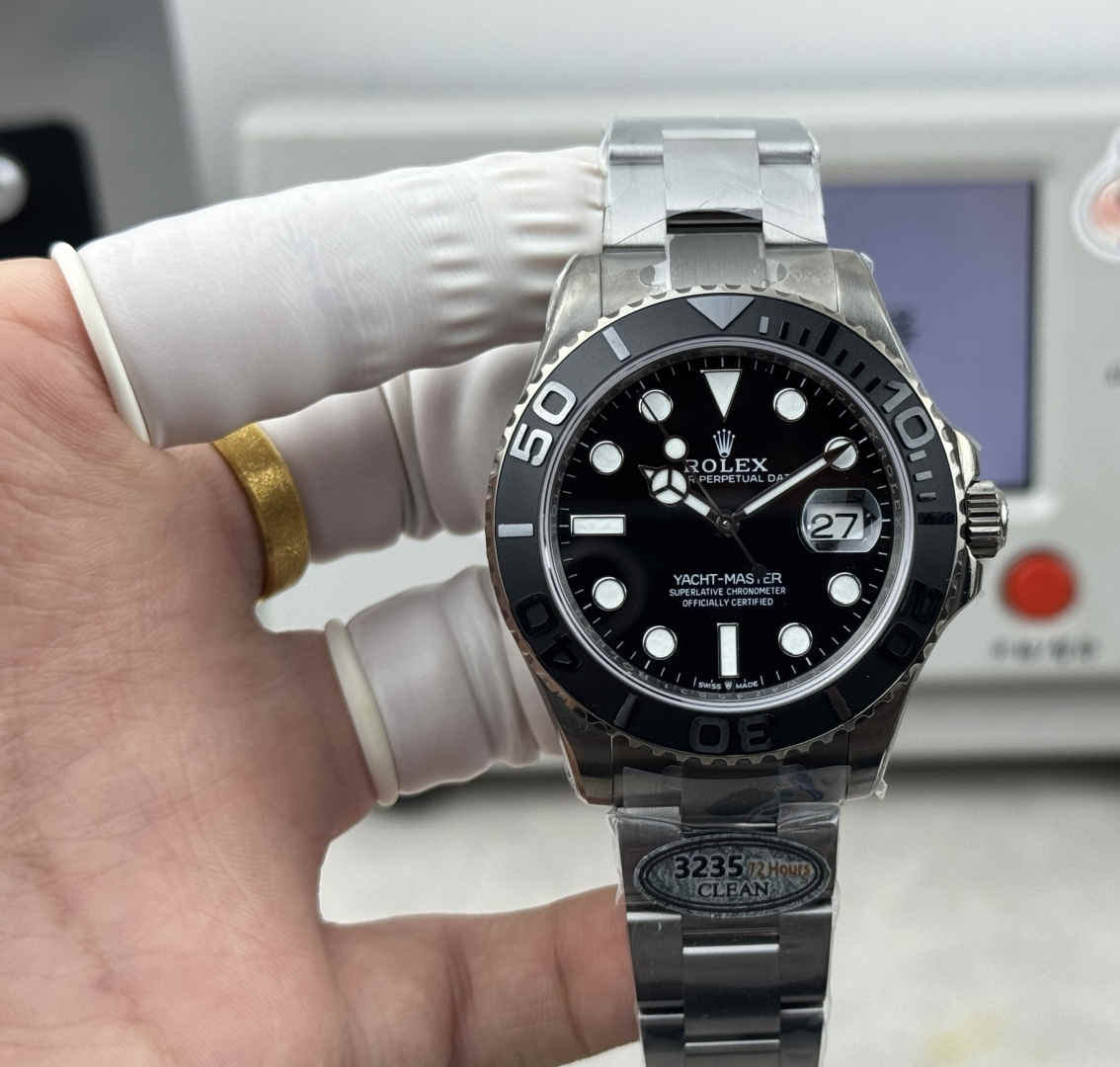 Yacht-Master 226627 – Grade 5 Titanium 42mm Replica with 3235 Movement